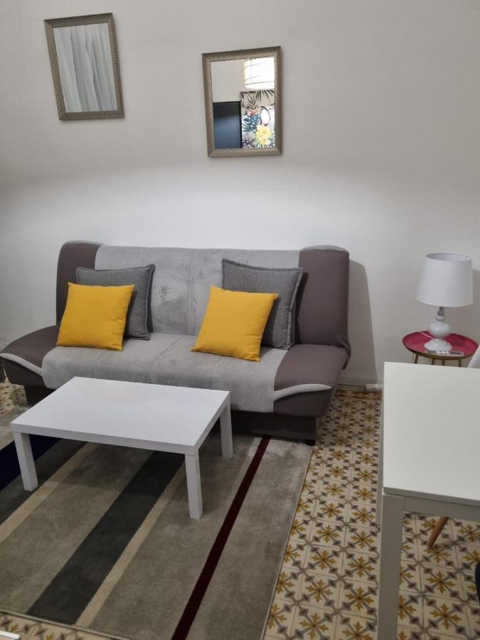 Les Saules - Avignon Studio Centre Ville Gare الغرفة الصورة